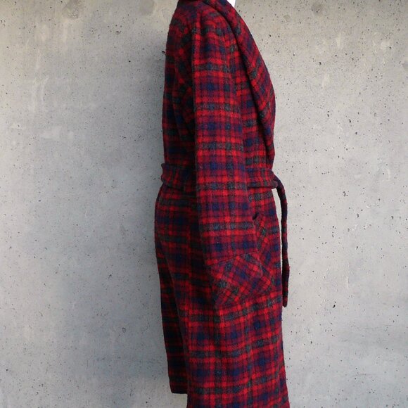 Vintage LLOYD Menswear plaid wool robe / smoking jacket, red& blue, Britain - Picture 3 of 10